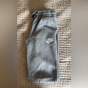 Classic Nike Gray joggers Large EUC